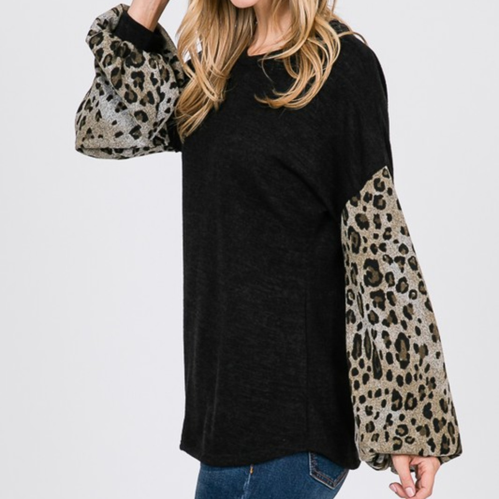 Leopard Print Contrast Tunic - Picture 6 of 8